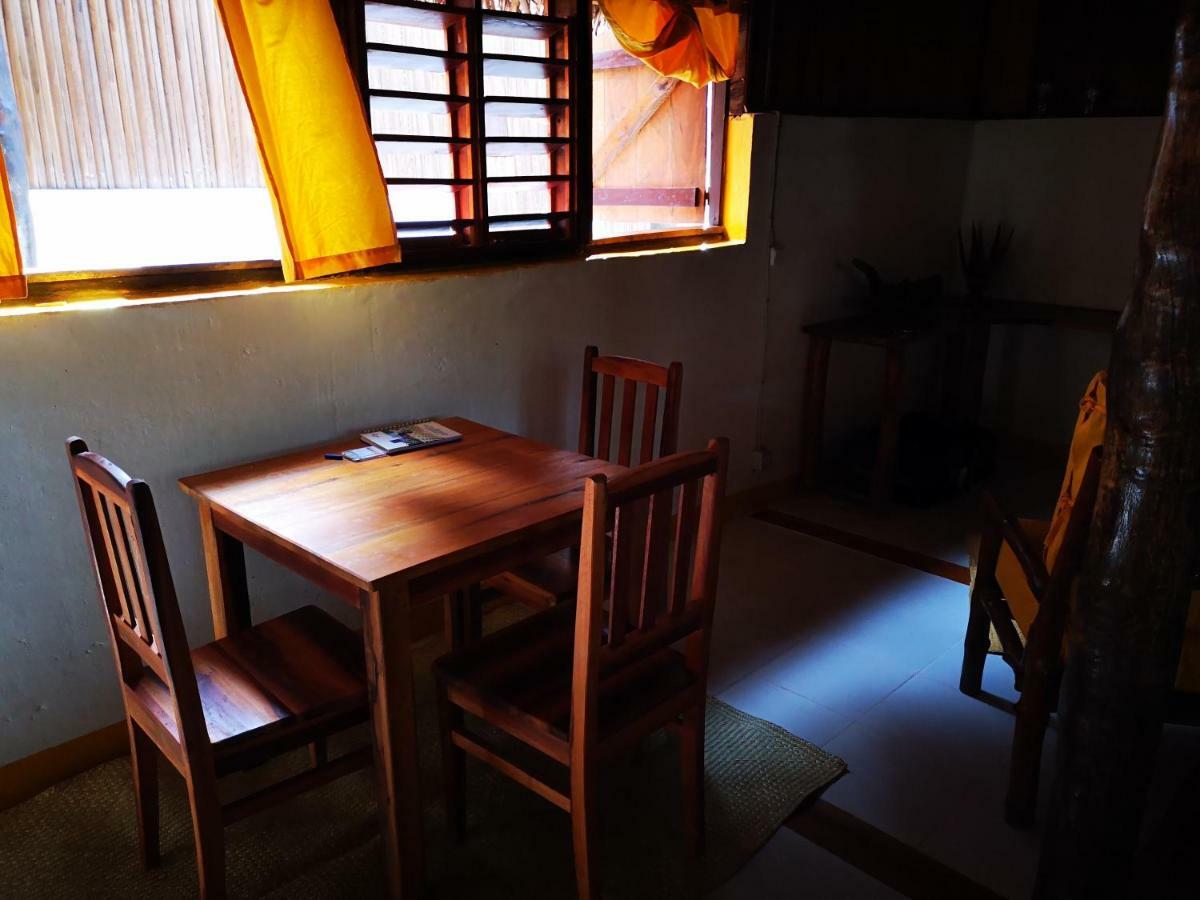 Chez Alex Panzió Nosy-Be Kültér fotó